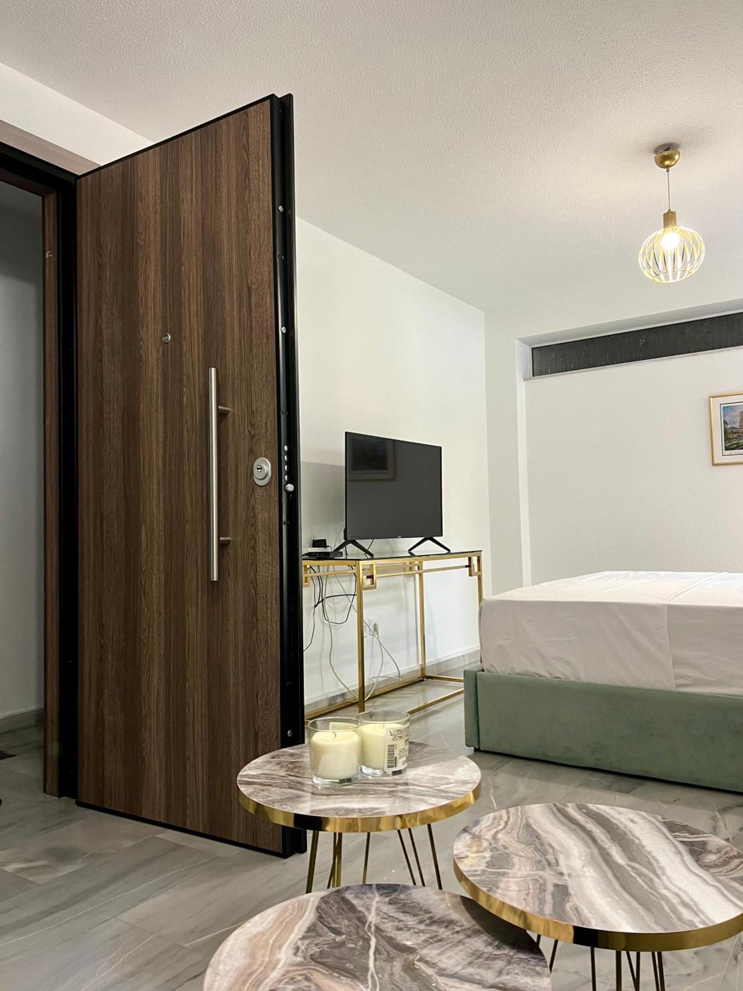 New Apartment At Athenian Riviera Bagian luar foto