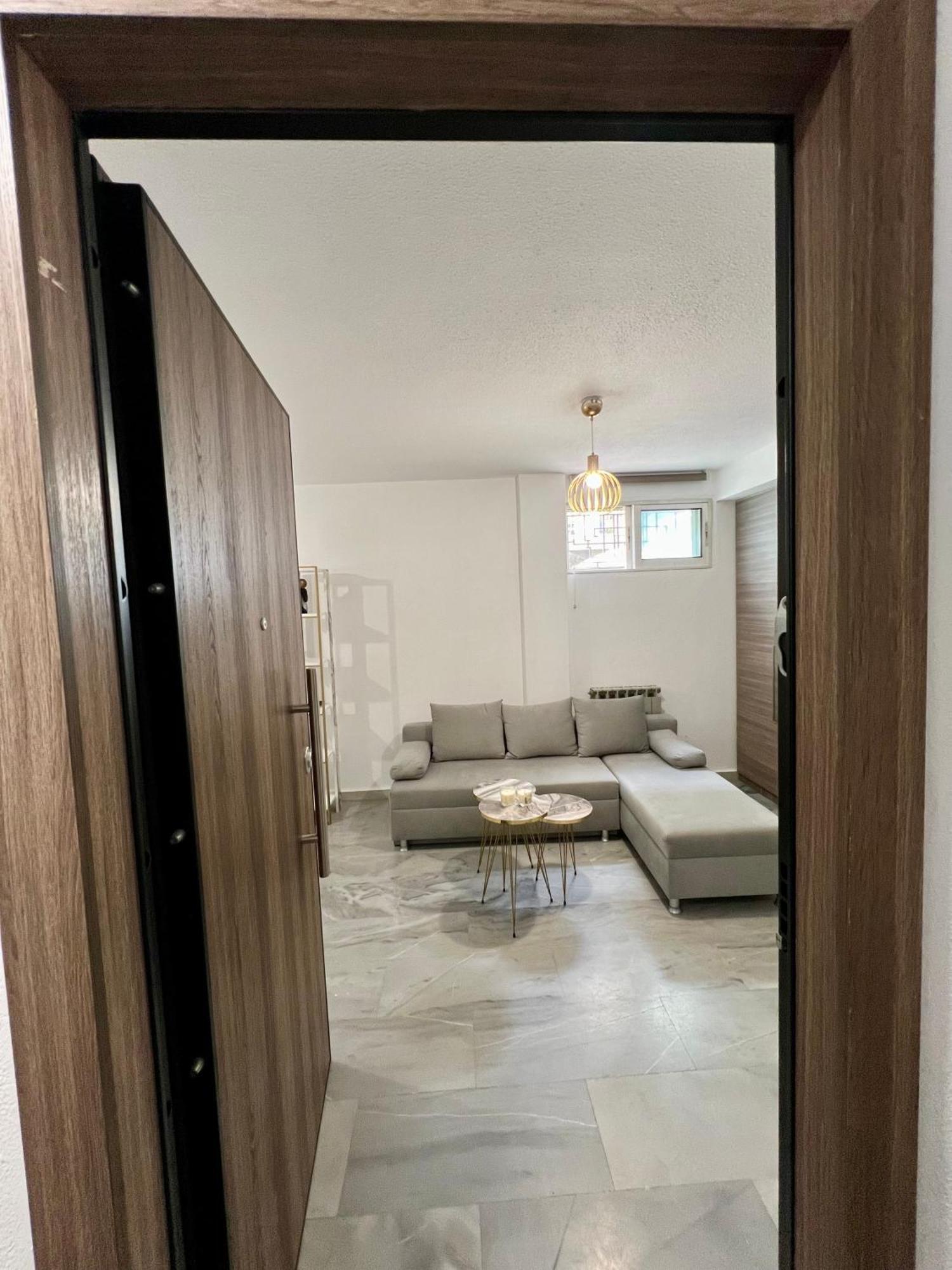 New Apartment At Athenian Riviera Bagian luar foto