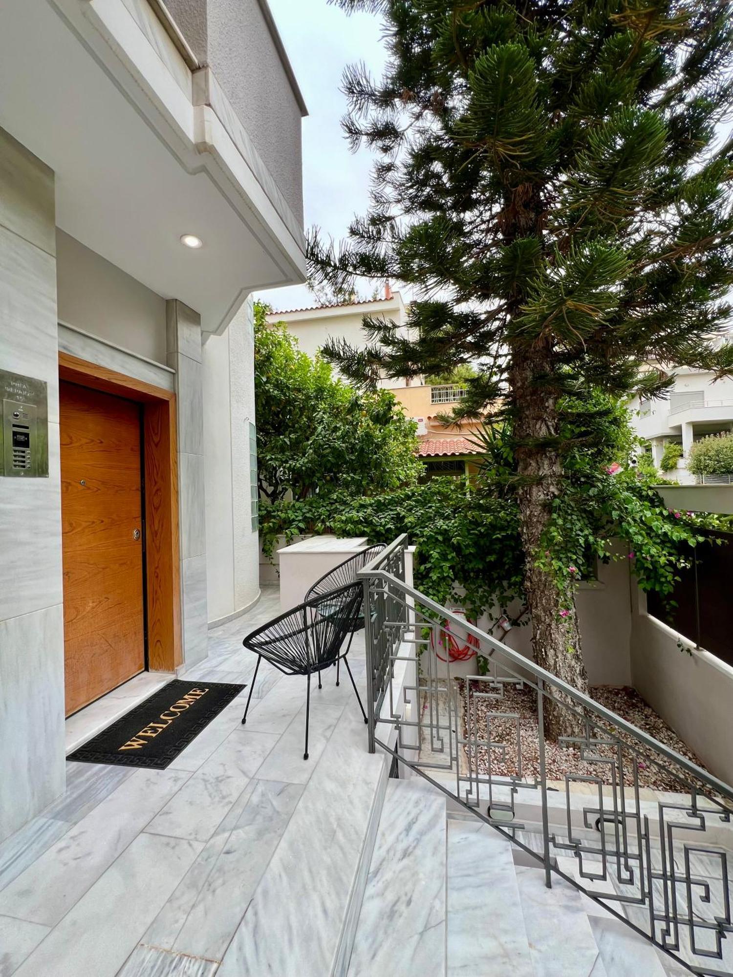 New Apartment At Athenian Riviera Bagian luar foto